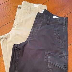 Bundle of 2, GAP men cargo khaki short 10”, 29 waist